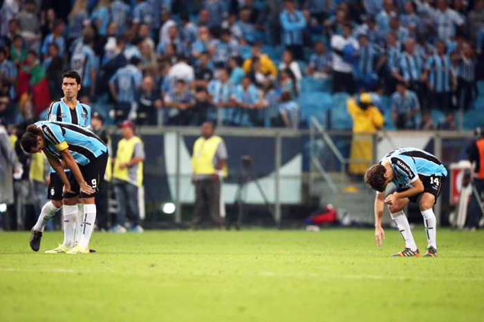 Barcos e Maxi Rodríguez perderam os pênaltis na decisão. Foto: Mauro Vieira/Agência RBS. 