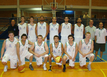 Equipe do Bira e a comissão técnica momentos antes da estreia do Torneio Início. 
