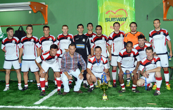 Equipe do Fora D’ Sério/Espaço3 Arquitetura ficou com o vice-campeonato. 