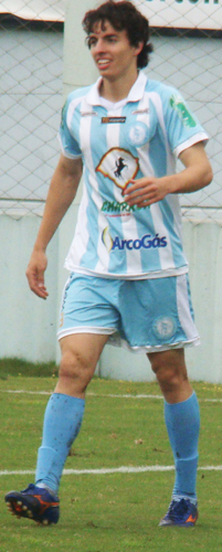 No duelo de meninos da categoria de base, João Felipe anotou o gol do Alviazul diante do Juventude. 
