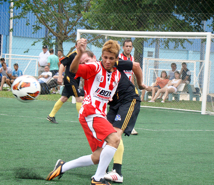 Alcatraz/Marciano Multimarcas do jogador Edílson dos Santos encara o FuteBar Avaí na estreia da competição. 